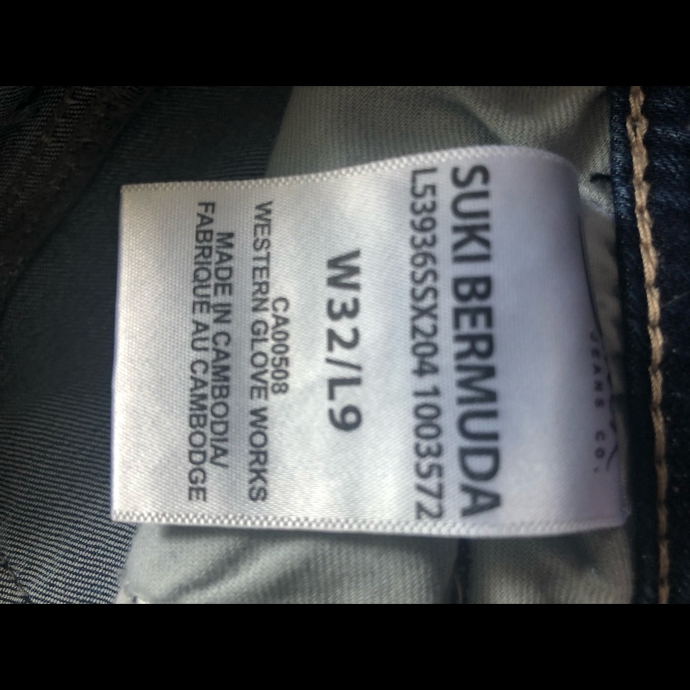 Silver Suki Bermuda Jean  Shorts - Picture 4 of 5